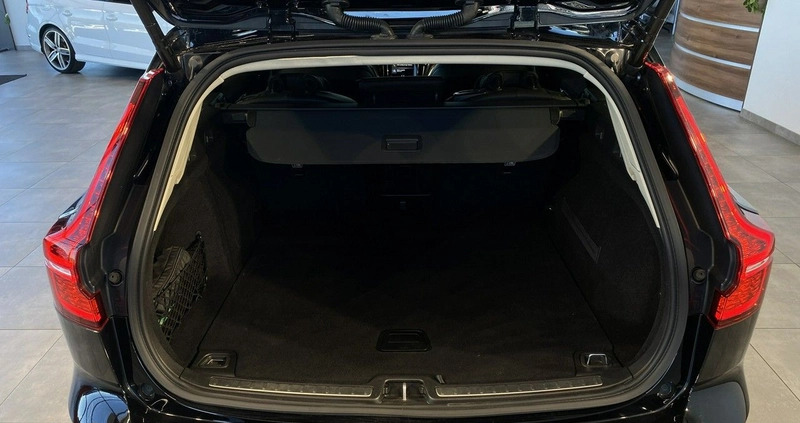 Volvo V60 Cross Country cena 148900 przebieg: 65900, rok produkcji 2020 z Bytom Odrzański małe 436